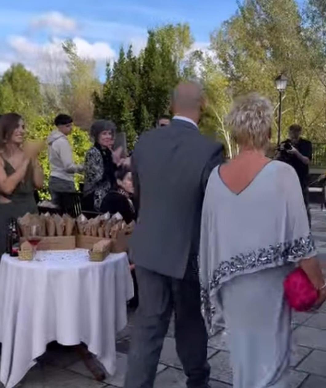 Olatzea Landa Hotela Arbizu Bagian luar foto